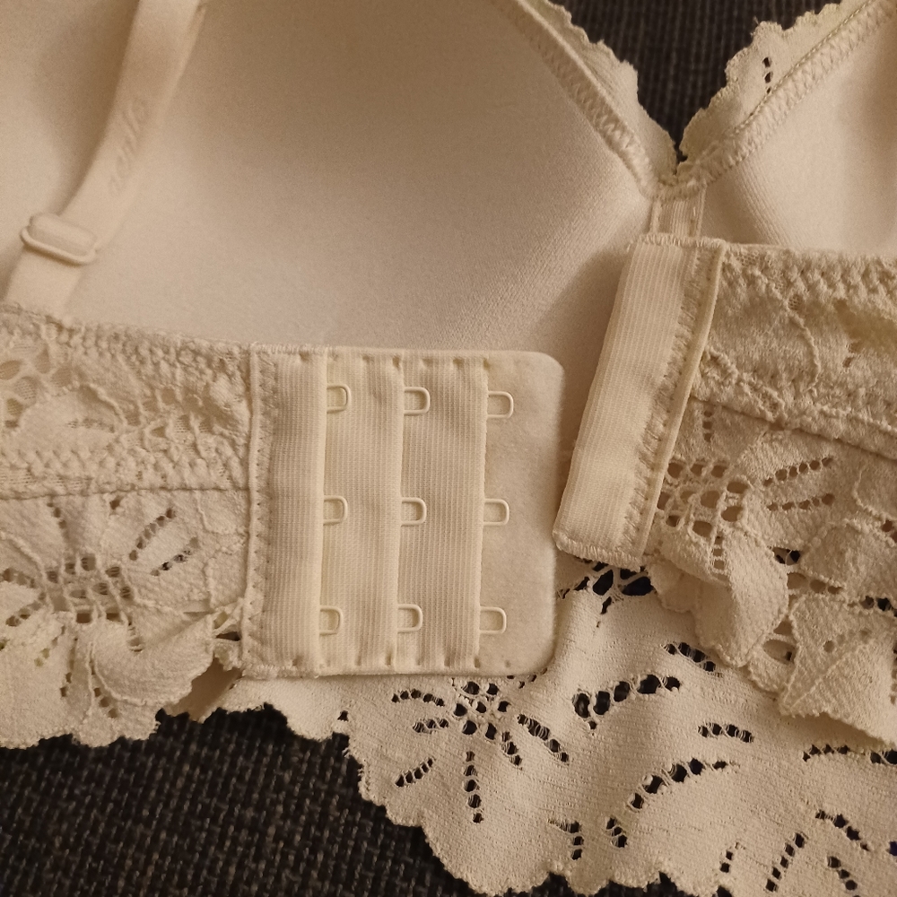 Sold; 🆕️ NWT Aerie Real Happy Wireless Lace Lightly Lined Bra - 36B - Picture 3 of 7